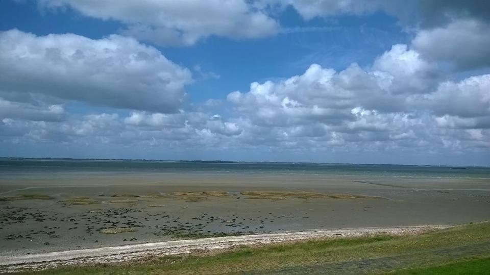 Het Zeeuws Verblijf Bed and Breakfast Terneuzen Exteriör bild