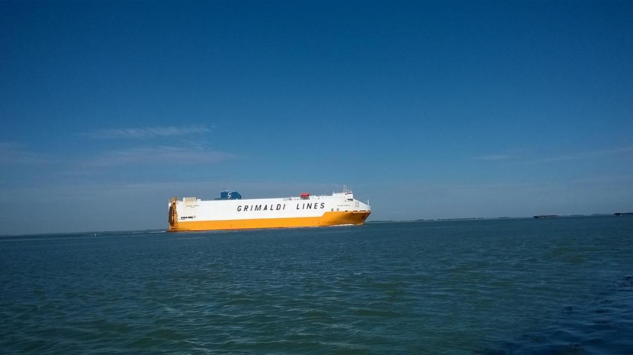 Het Zeeuws Verblijf Bed and Breakfast Terneuzen Exteriör bild