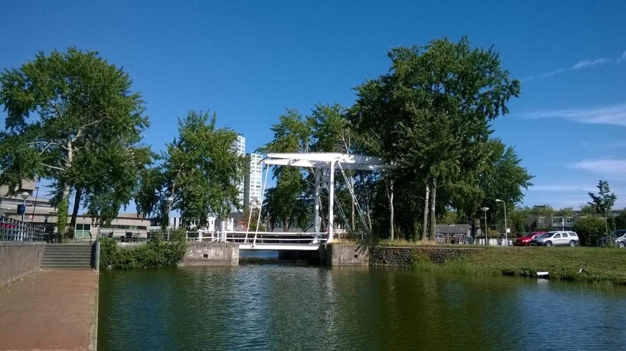 Het Zeeuws Verblijf Bed and Breakfast Terneuzen Exteriör bild